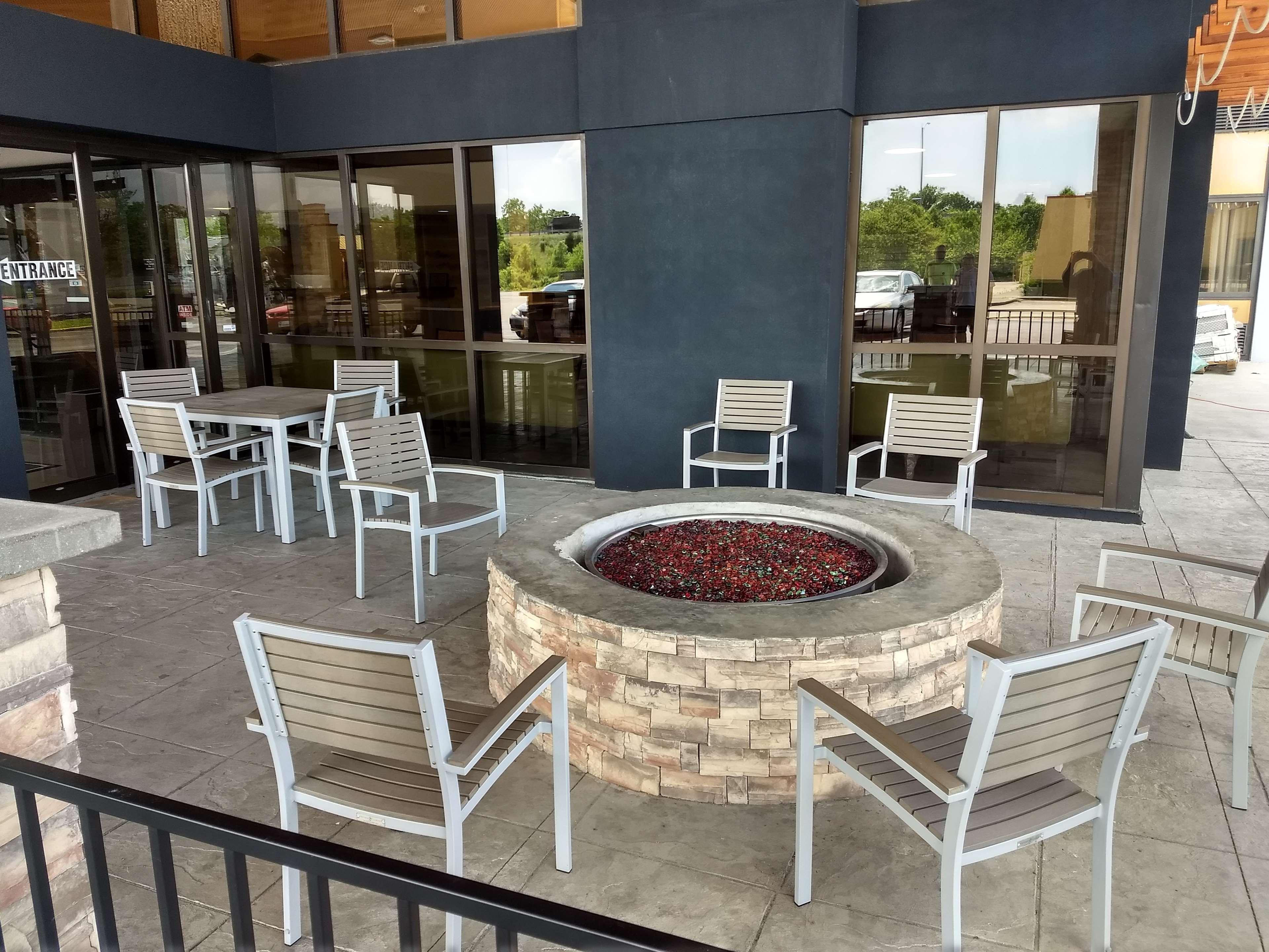 Country Inn & Suites By Radisson, Indianapolis East, In Exteriör bild